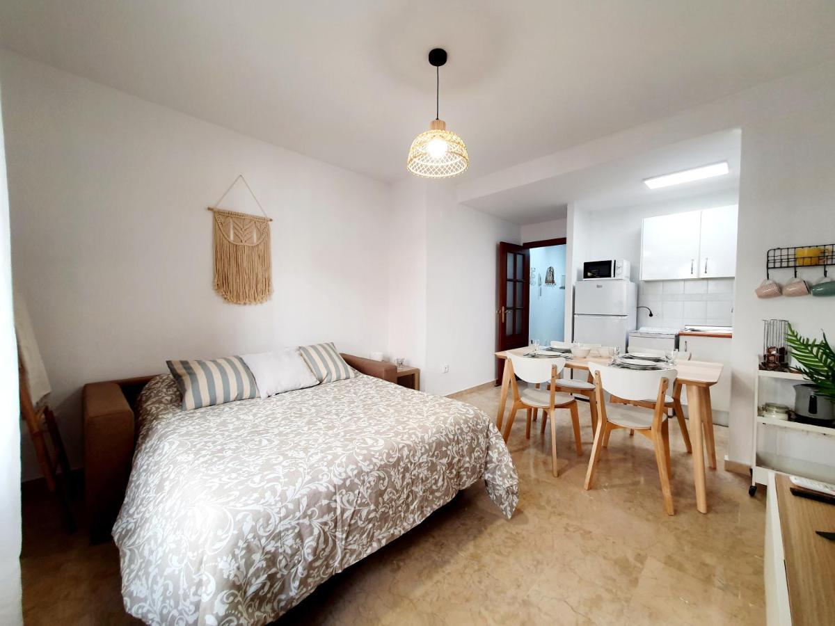 Spanish Home Фуэнхирола Экстерьер фото
